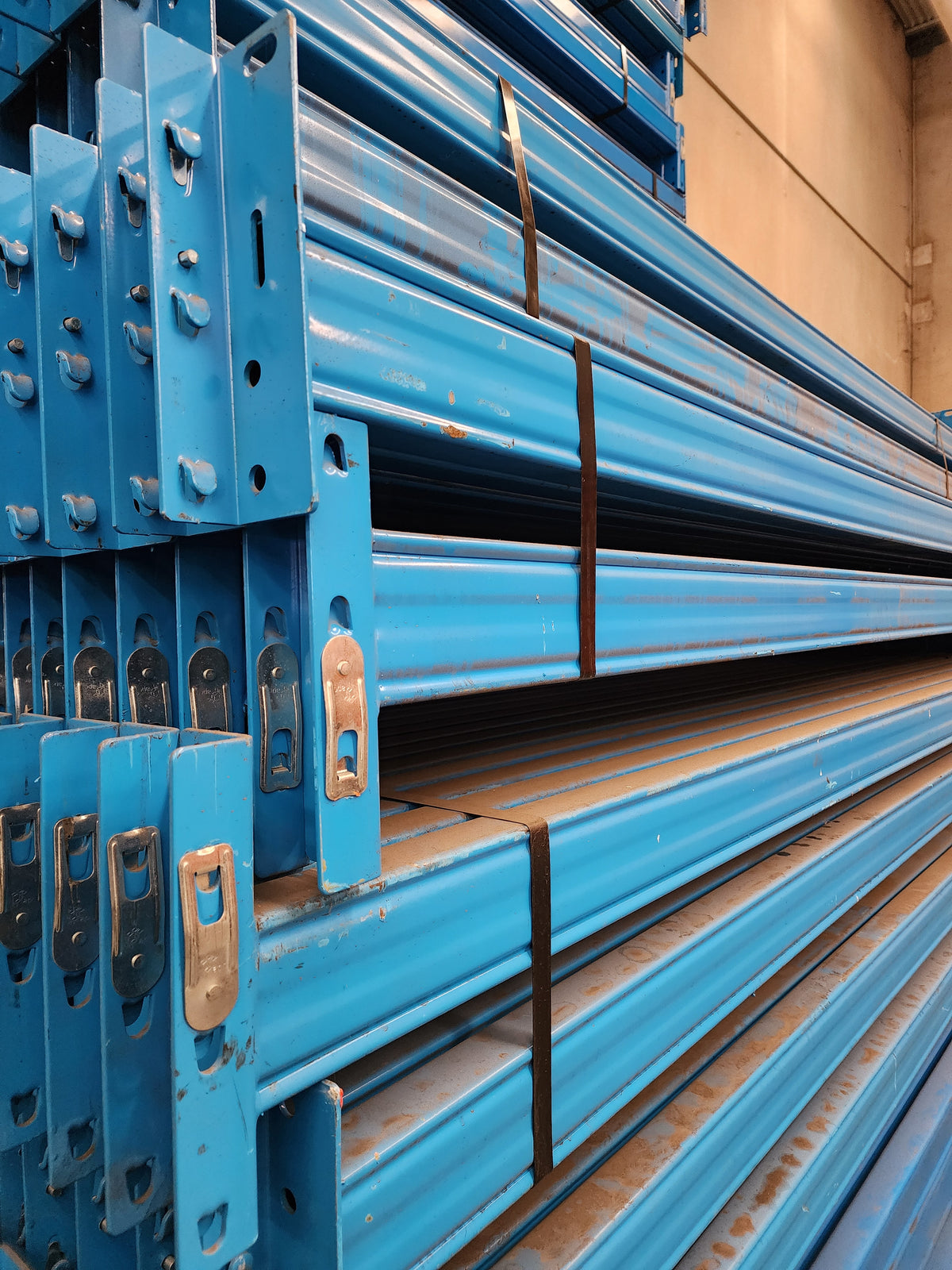 Apc Racking Beam APC Beams - 2585mm x 90mm - Used – Warehousing Clearance Centre
