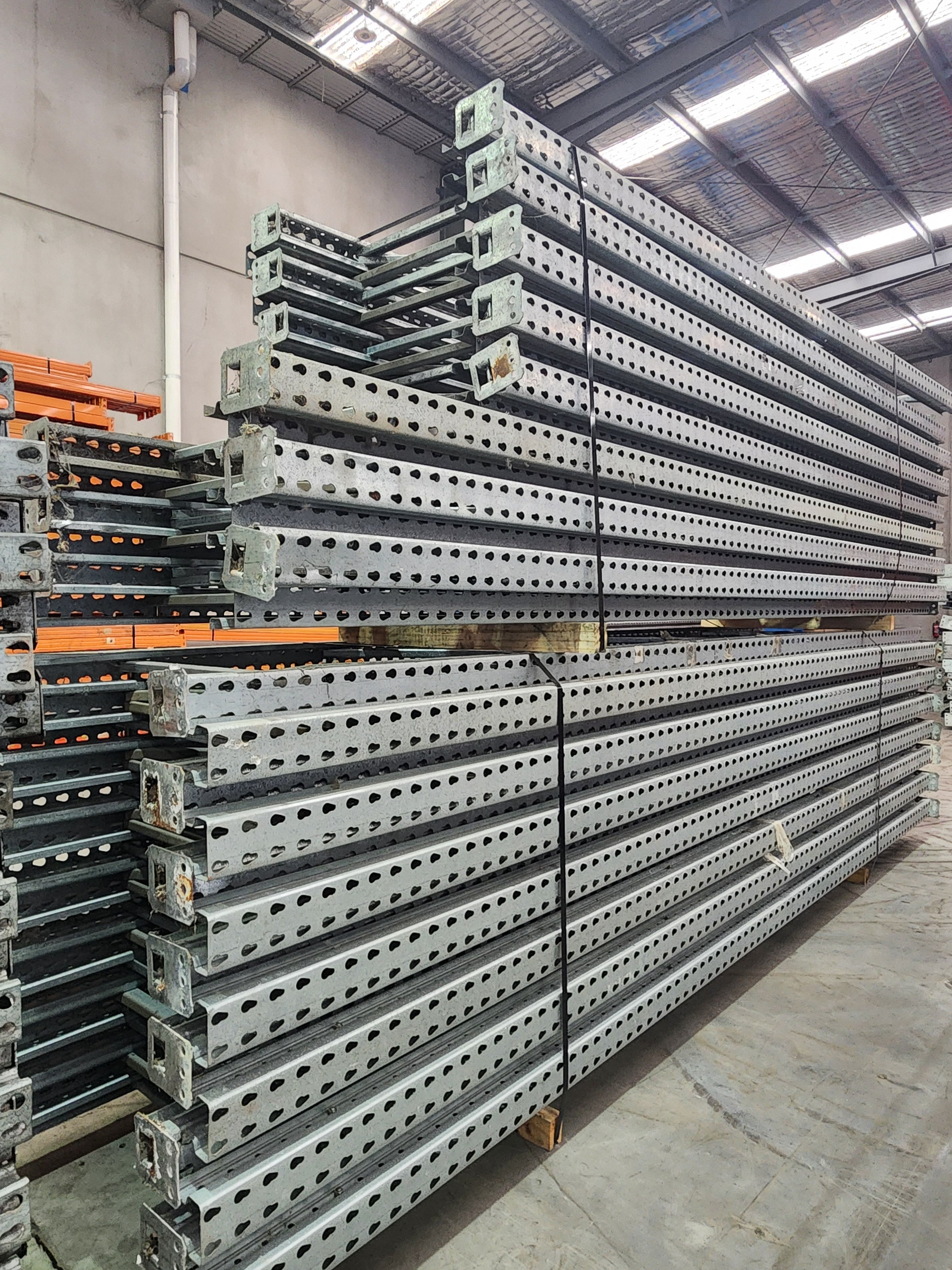 Brownbuilt Frames (new style) - Various Sizes - Used – Warehousing ...