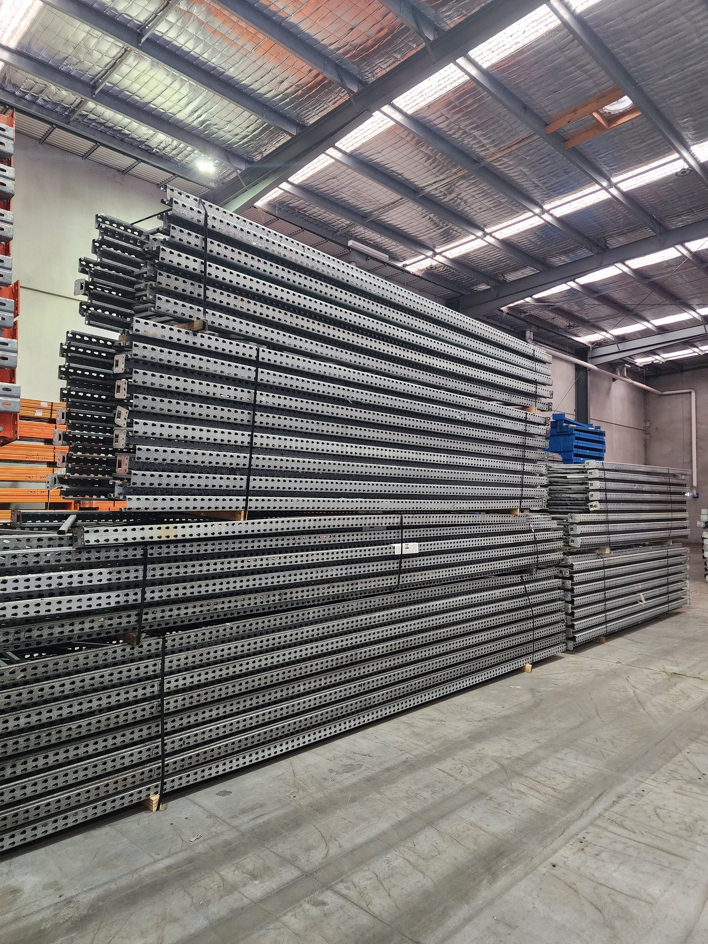Brownbuilt Frames (old style) - 6000mm x 825mm - Used – Warehousing ...