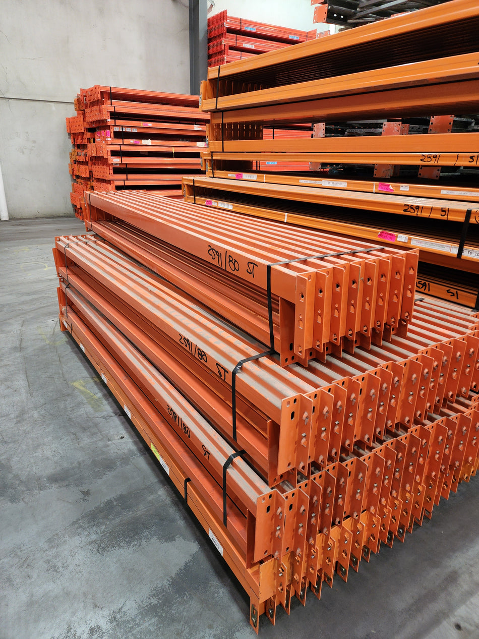 'Dexion Compatible' Step Beams - 2591mm x 80mm - Used