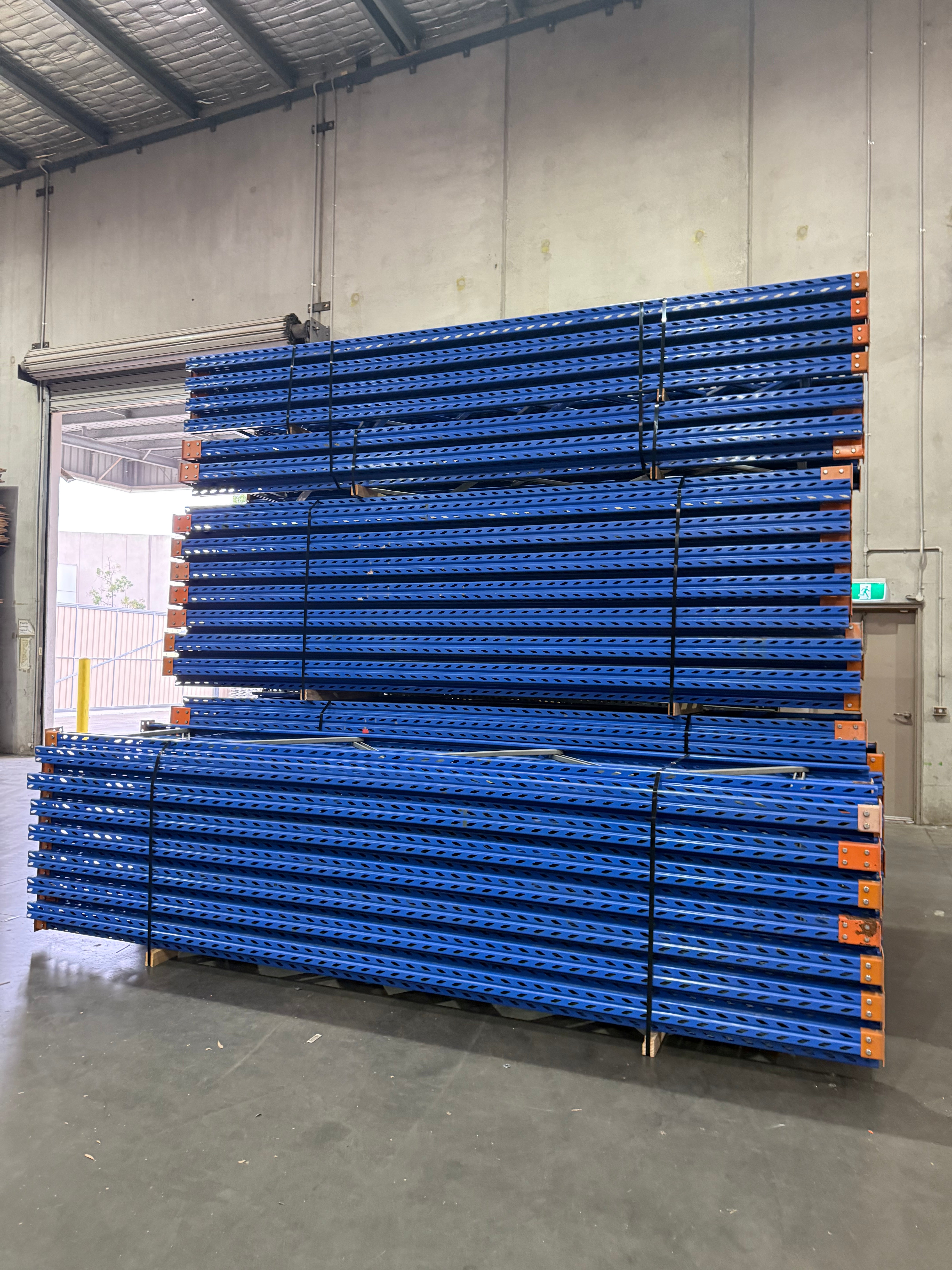 Colby Pallet Racking Frames (Blue) - 4200mm x 840mm - Used ...